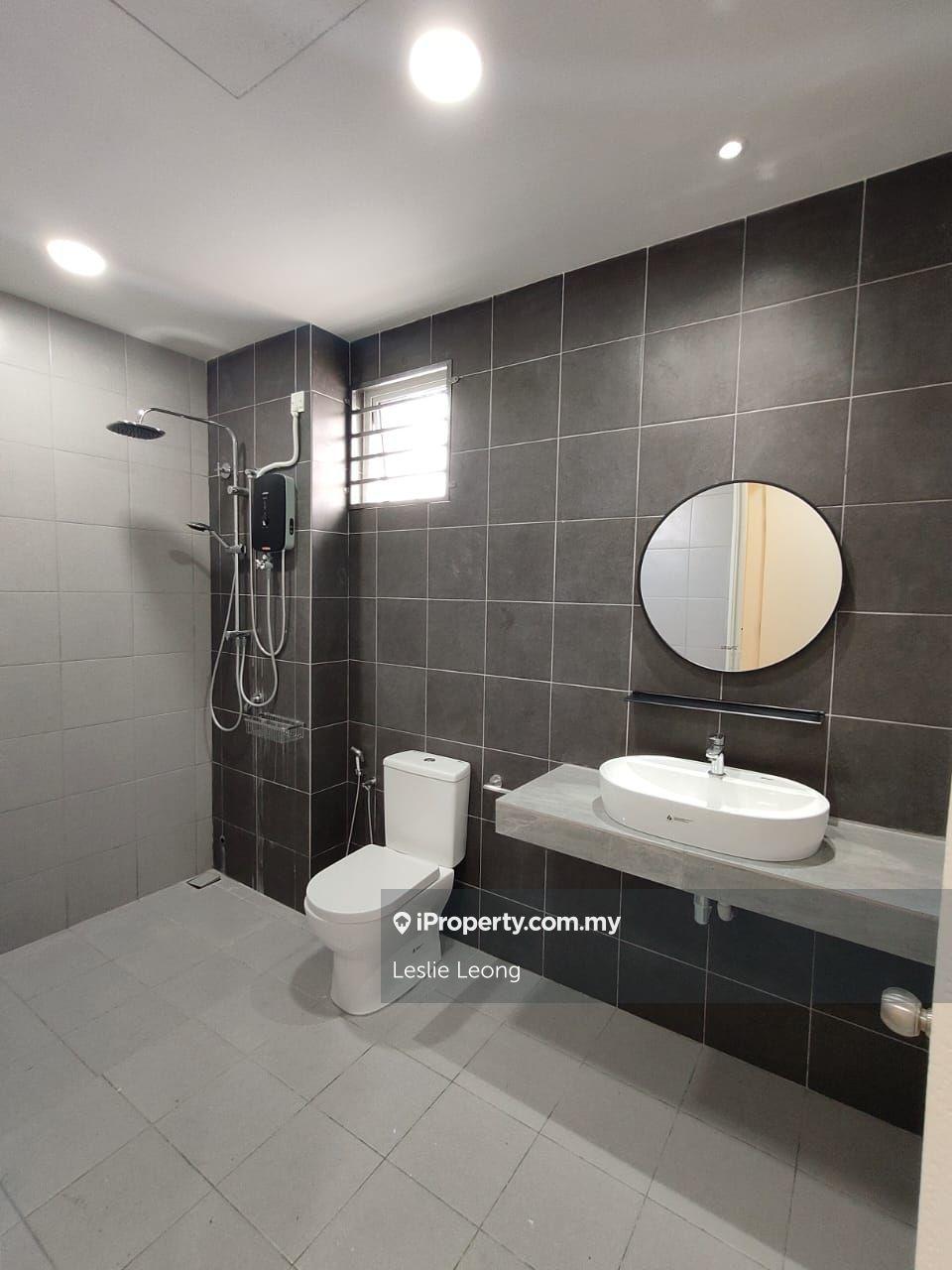 Rumah Berangkai 2 Tingkat untuk Disewa di Taman Anggun, Rawang oleh Leslie Leong - iProperty.com.my