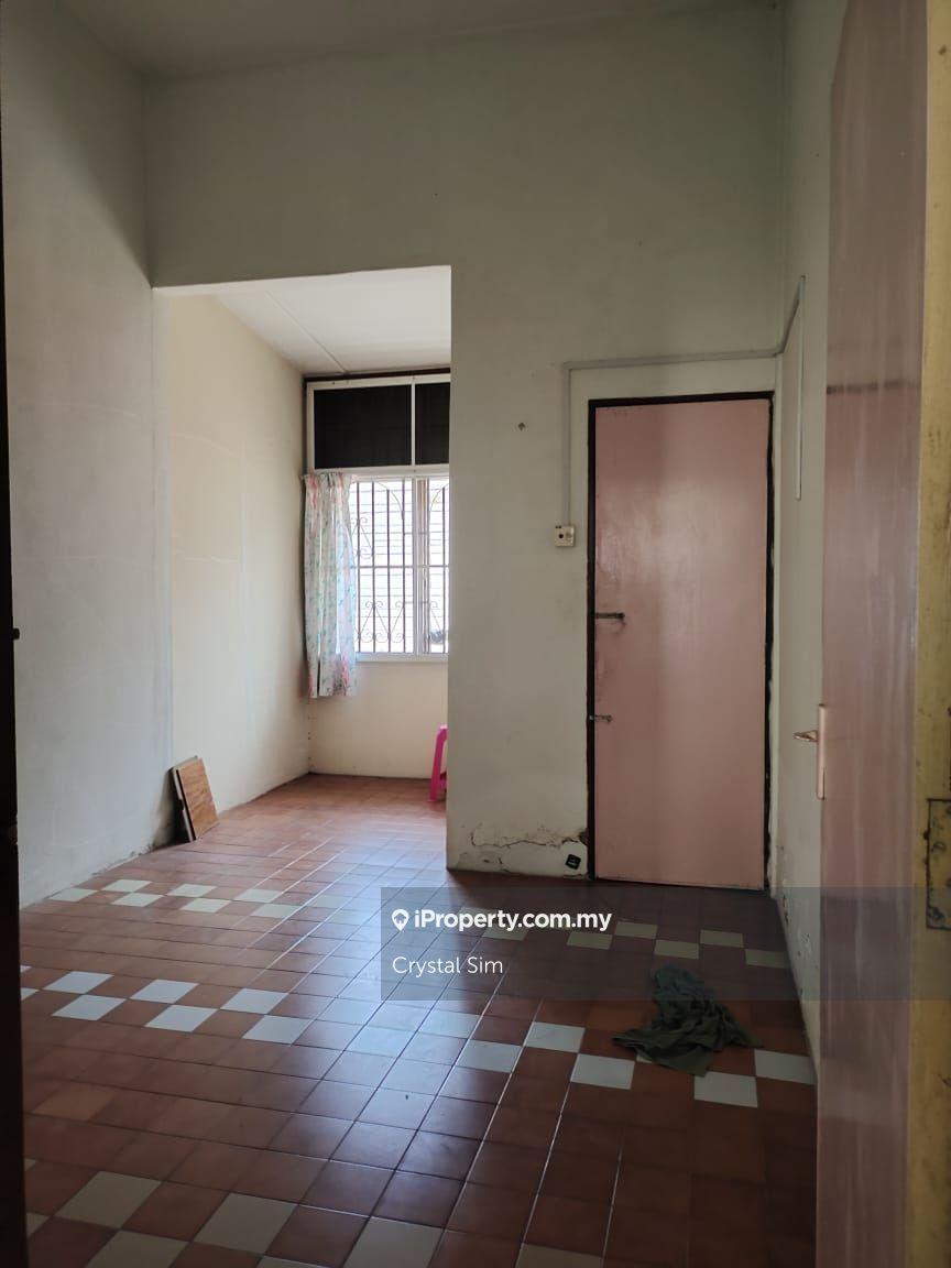 2-storey Terraced House for Sale in Lobak Seremban, Seremban by Crystal Sim - iProperty.com.my