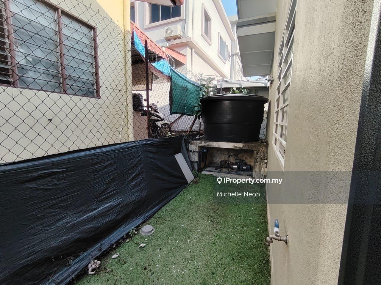 Bungalow House for Sale in Kampung Cempaka, Petaling Jaya by Michelle Neoh - iProperty.com.my