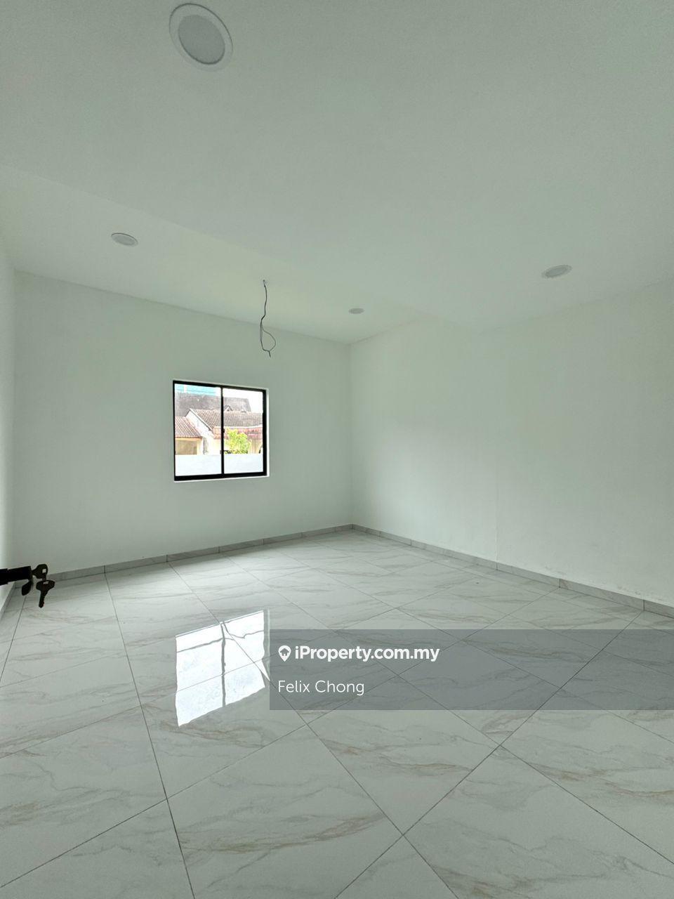 Semi-Detached House for Sale in Kampung Mahmoodiah, Johor Bahru by Felix Chong - iProperty.com.my