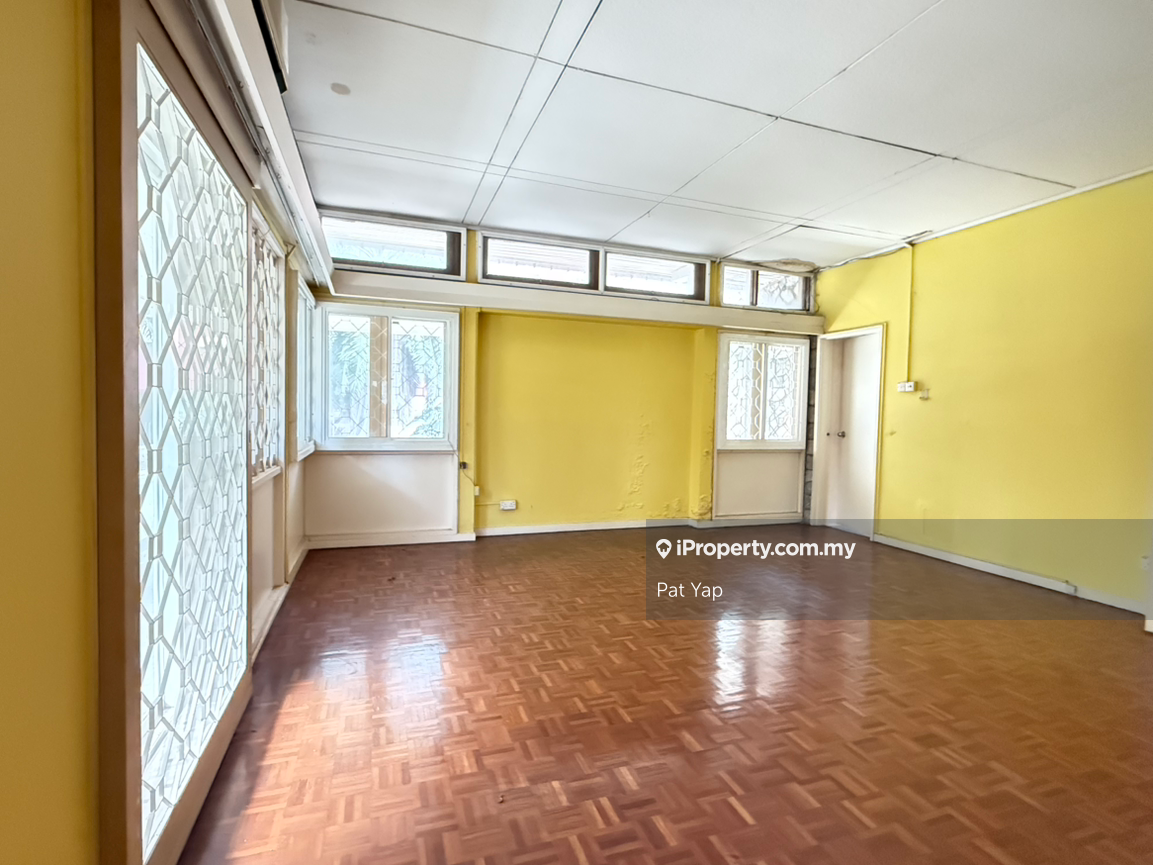Bungalow House for Sale in Ampang Hilir, Ampang by Pat Yap - iProperty.com.my