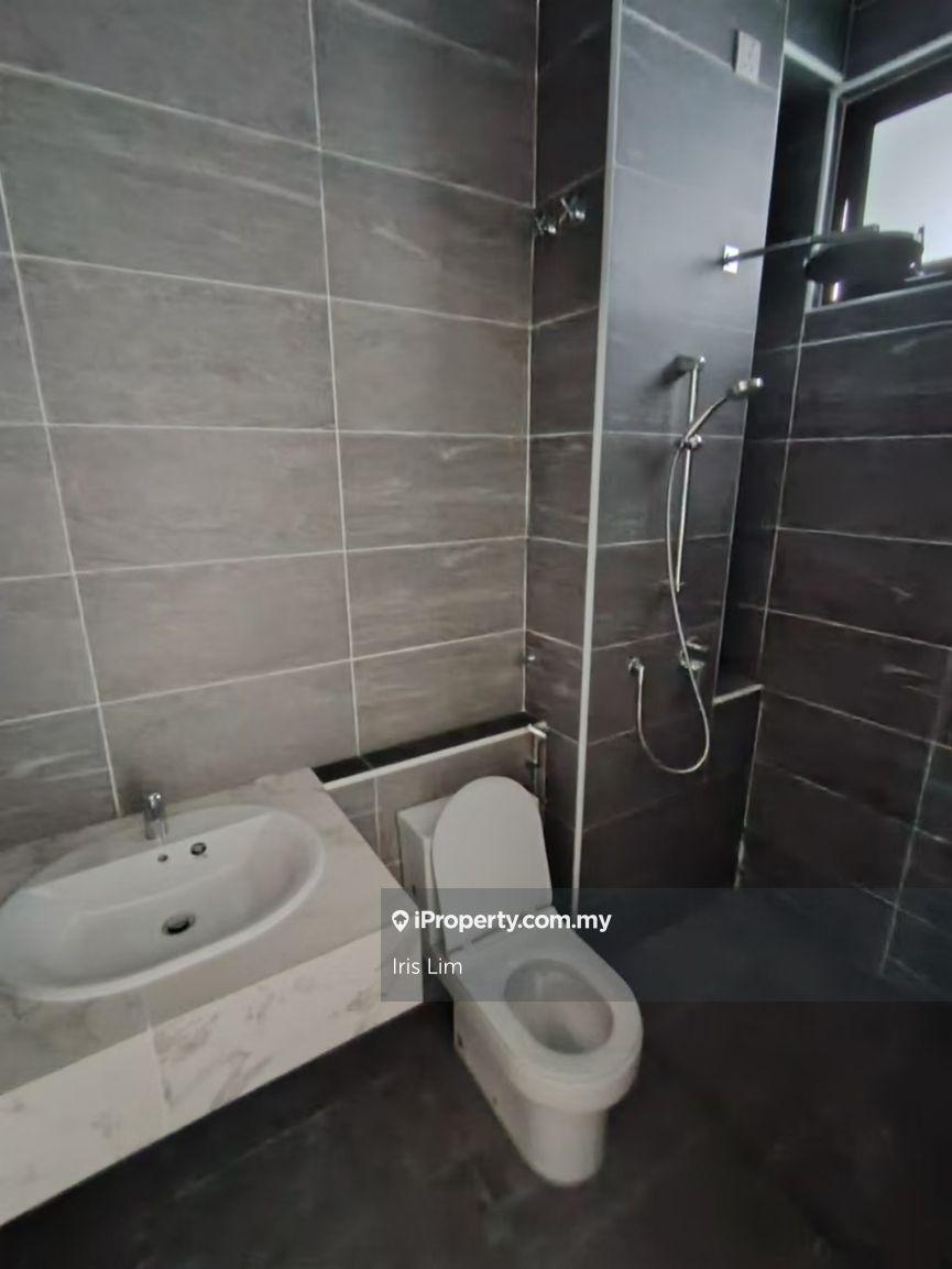 Rumah Berkembar untuk Dijual di Taman Nusa Sentral, Iskandar Puteri (Nusajaya) oleh Iris Lim - iProperty.com.my