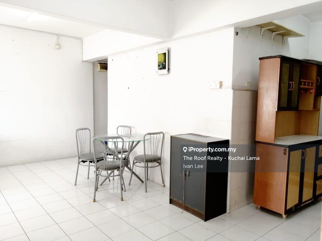 Apartment for Sale in Pangsapuri Vista Serdang by Ivan Lee - iProperty.com.my