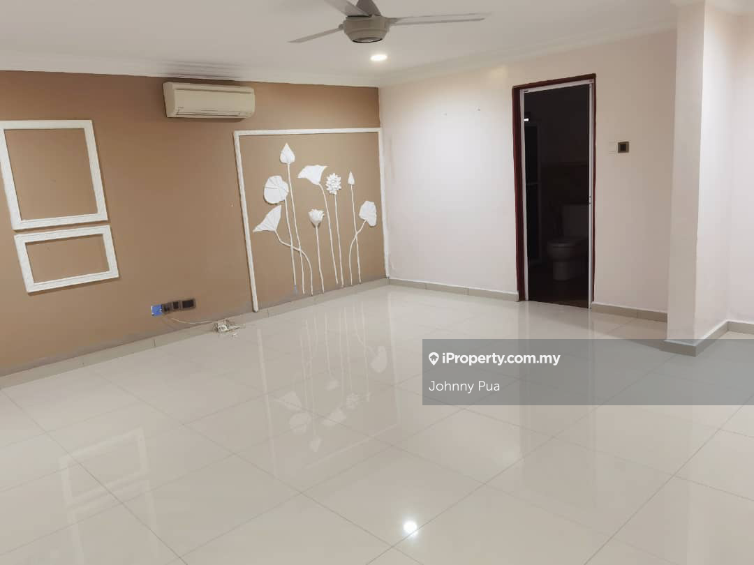 Rumah Berangkai 2 Tingkat untuk Dijual di Taman Subang Indah, Sunway oleh Johnny Pua - iProperty.com.my