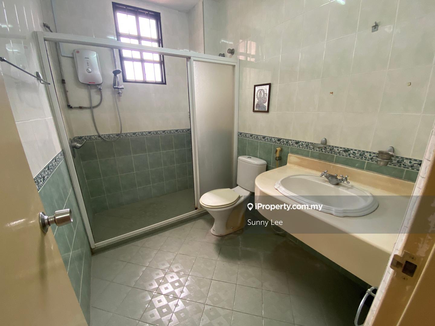 Rumah Berangkai 2 Tingkat untuk Dijual di Sungai Long, Bandar Sungai Long oleh Sunny Lee - iProperty.com.my