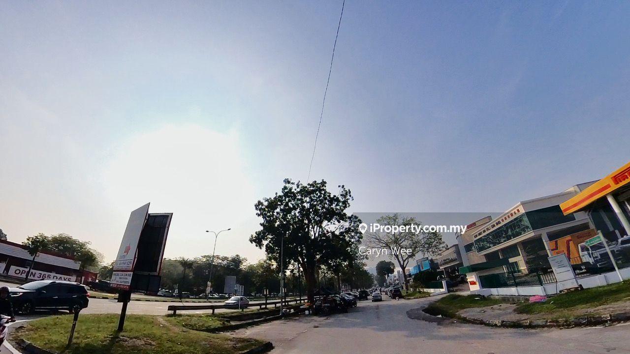Semi-D Kilang untuk Dijual di Seksyen U1, Temasya Industrial Park, Shah Alam oleh Caryn Wee - iProperty.com.my