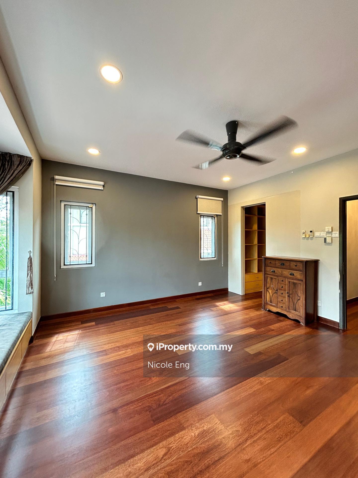 Rumah Berangkai 2 Tingkat untuk Disewa di Kota Kemuning, Shah Alam oleh Nicole Eng - iProperty.com.my