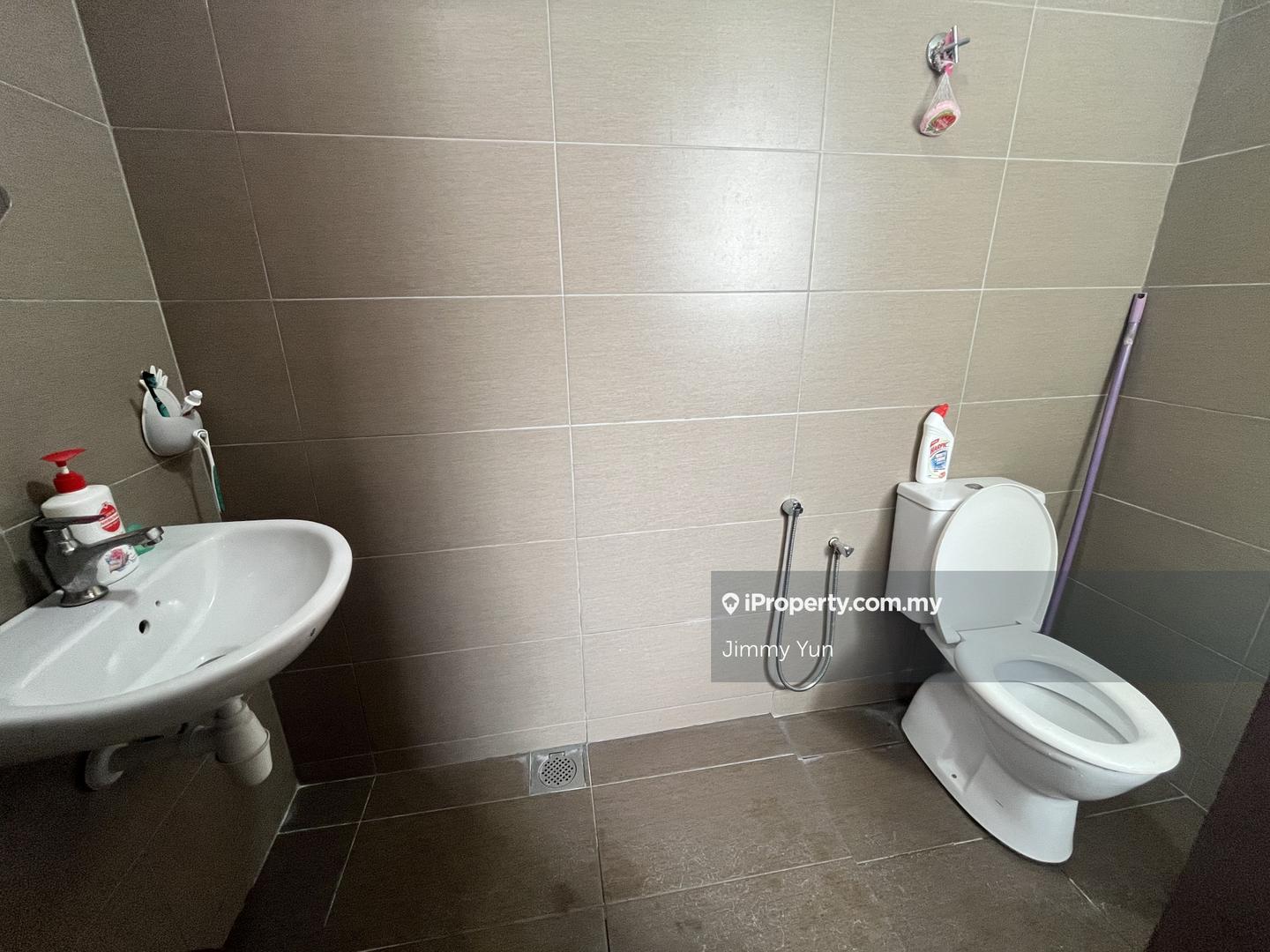 Rumah Berangkai 3 Tingkat untuk Dijual di Sutera Heights , Taman Juara Jaya, Cheras oleh Jimmy Yun - iProperty.com.my