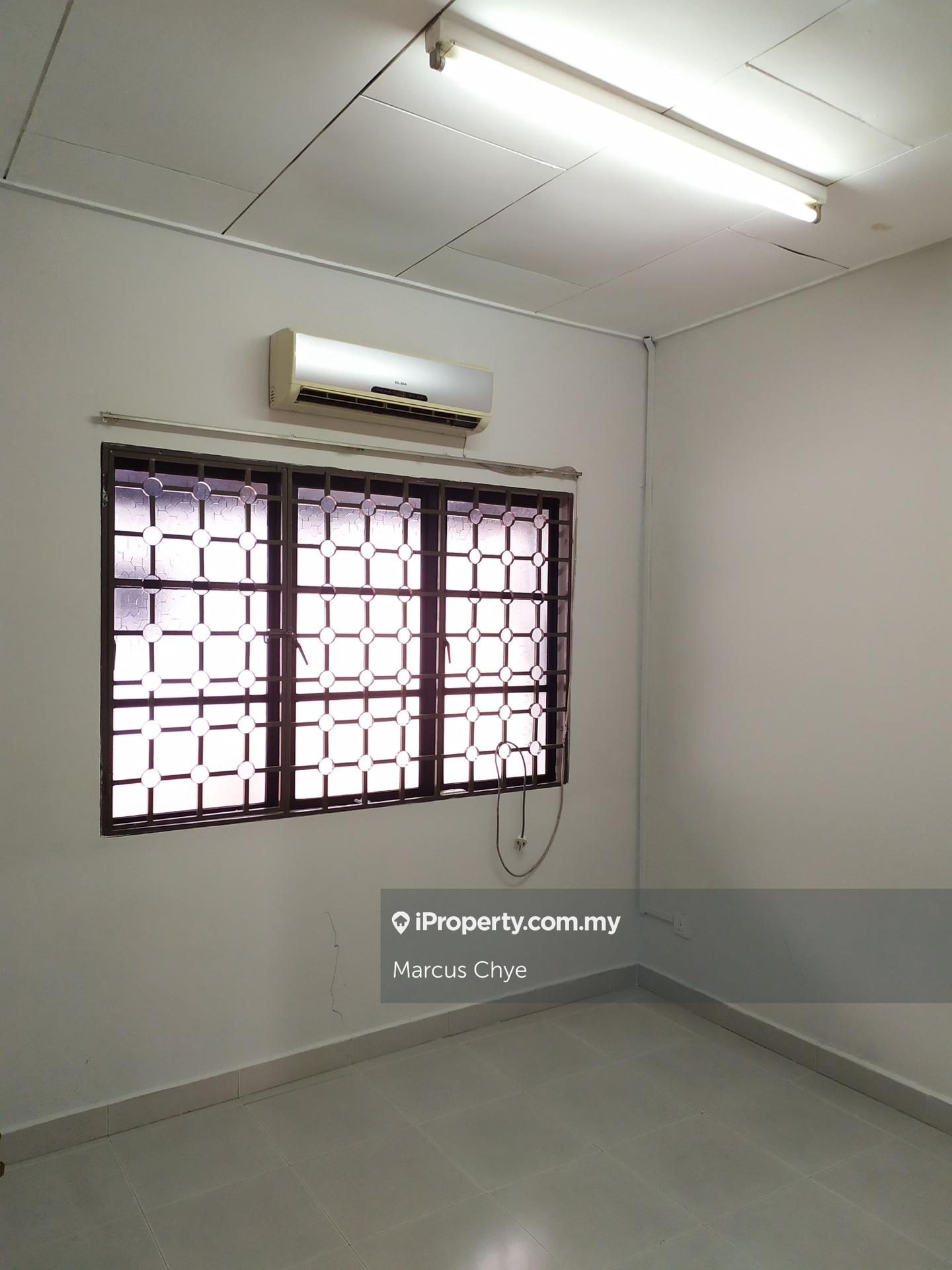 Rumah Berangkai 2 Tingkat untuk Dijual di Taman Selayang Jaya, Batu Caves oleh Marcus Chye - iProperty.com.my