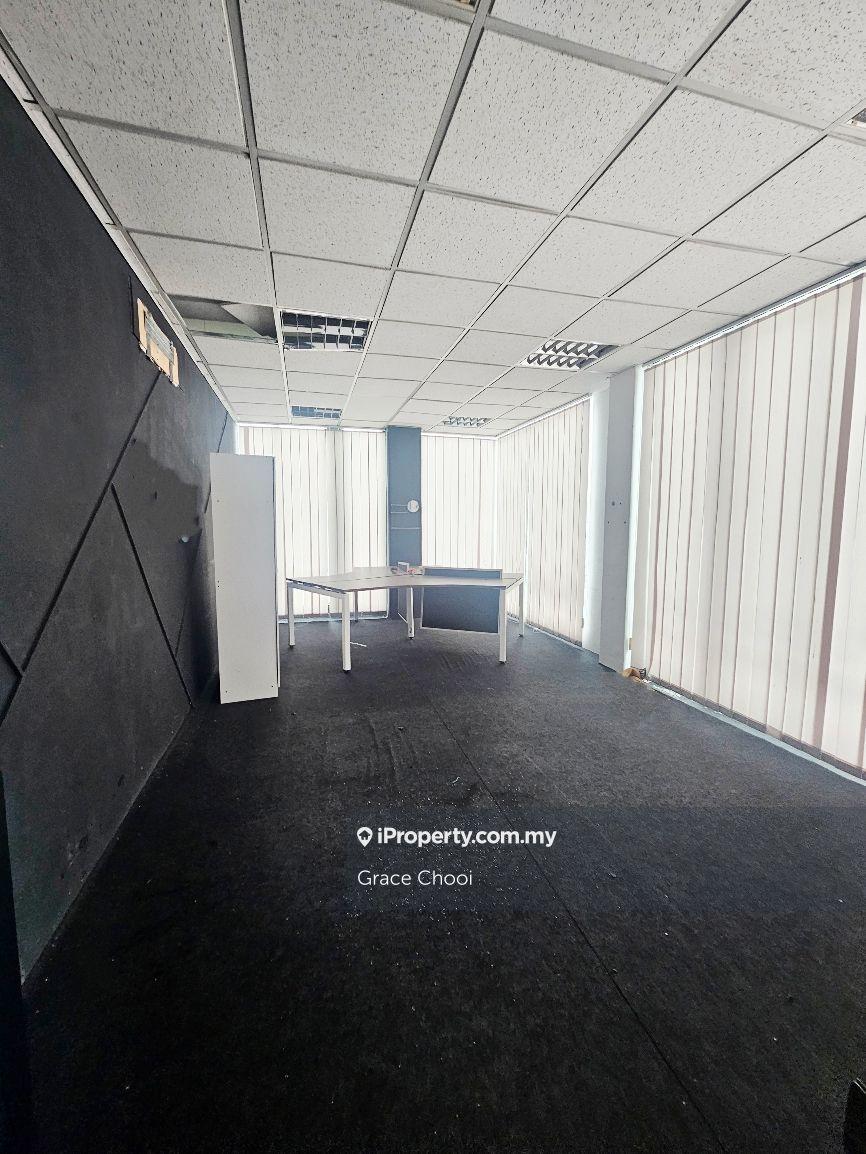 Shop for Sale in Taman Equine, Seri Kembangan by Grace Chooi - iProperty.com.my