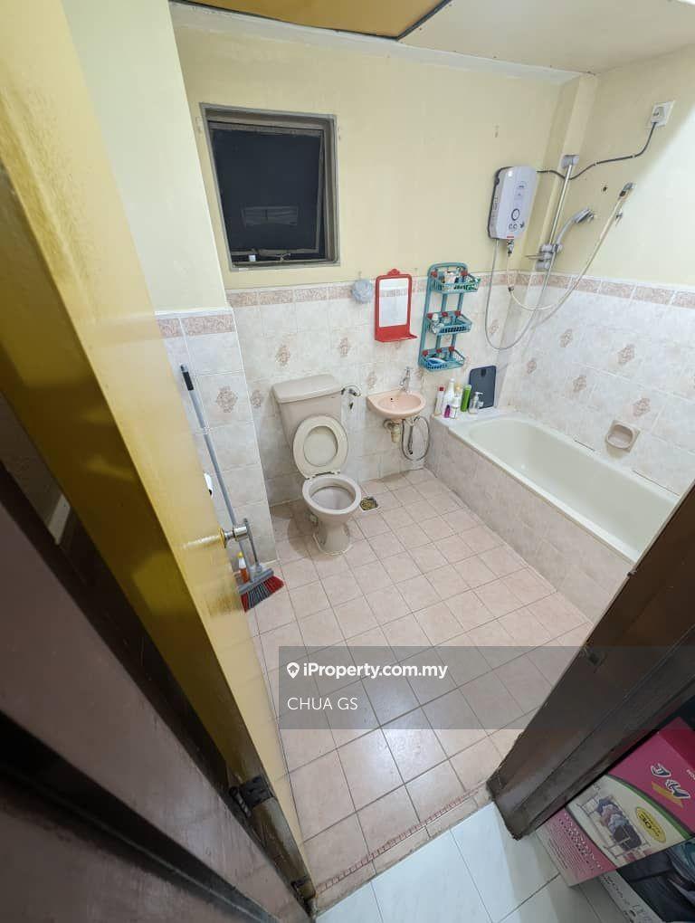 Condominium for Sale in Subang Ville Aman Luxury Condominiums by CHUA GS - iProperty.com.my