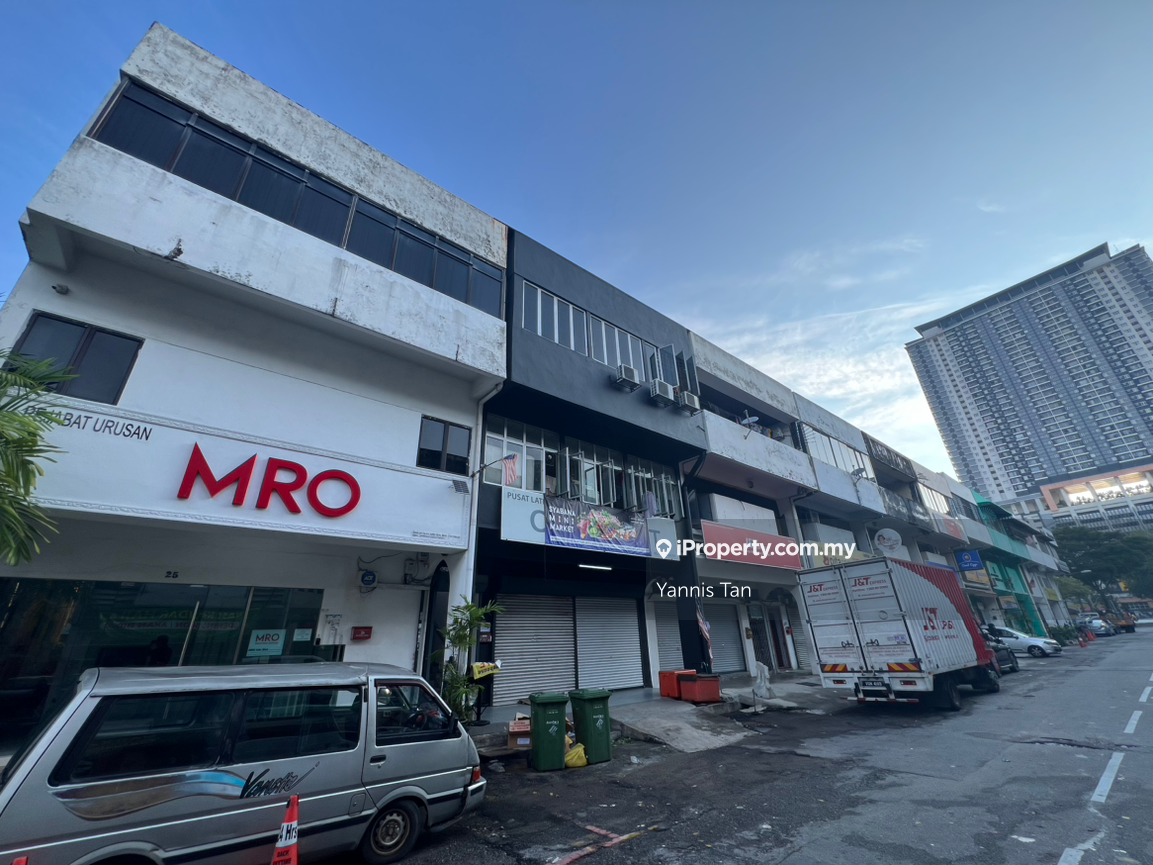 Shop for Rent in Bandar Baru Sri Petaling, Sri Petaling by Yannis Tan - iProperty.com.my