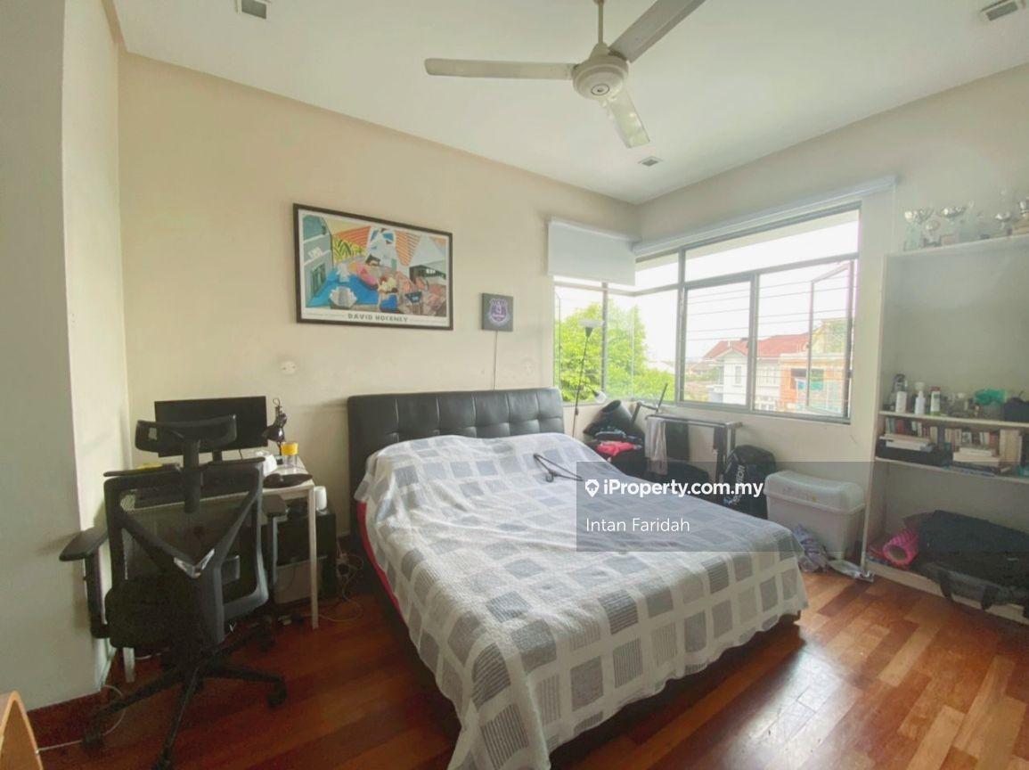 Rumah Berkembar untuk Dijual di Changkat Kiara Surya, Sri Hartamas oleh Intan Faridah - iProperty.com.my