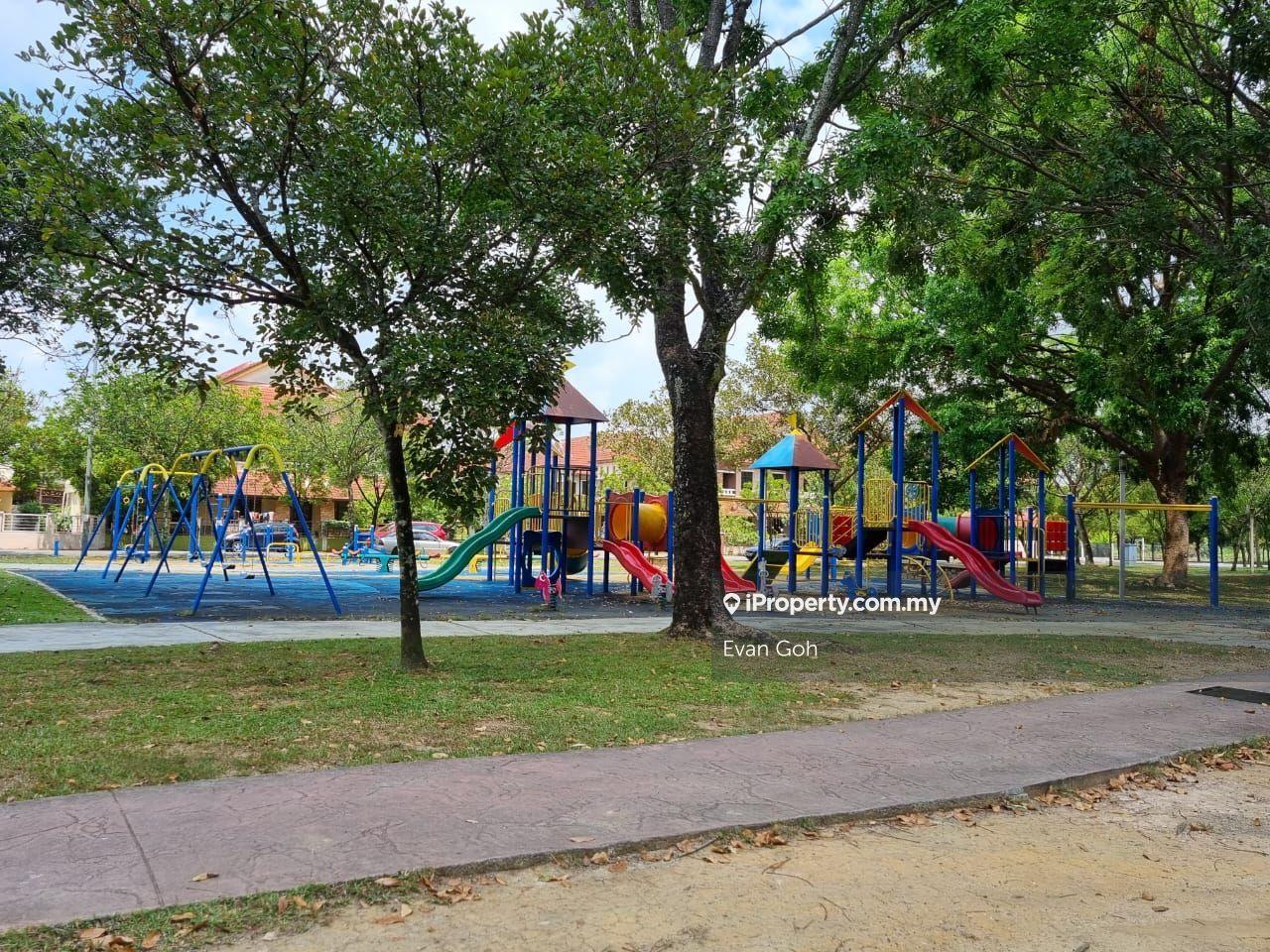 Rumah Berangkai 2 Tingkat untuk Dijual di Bandar Nusaputra, Puchong oleh Evan Goh - iProperty.com.my