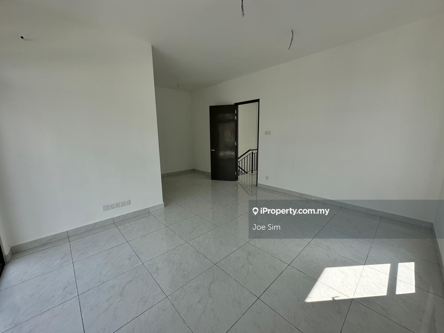 Cluster House for Sale in Bandar Cemerlang, Ulu Tiram by Joe Sim - iProperty.com.my