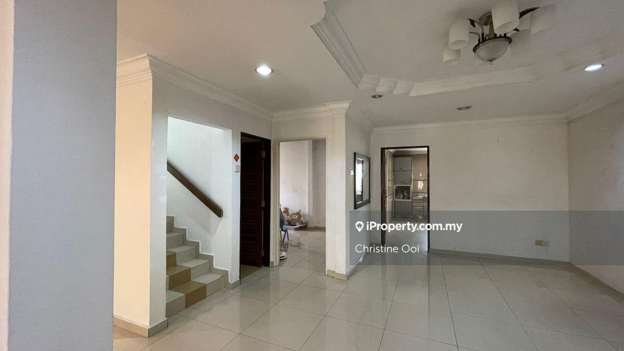 Rumah Berkembar untuk Dijual di Taman Overseas Union (Taman Oug), Jalan Klang Lama (Old Klang Road) oleh Christine Ooi - iProperty.com.my