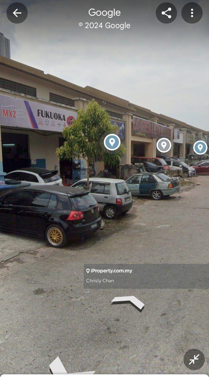 Kedai untuk Dijual di Bandar Putra Permai, Taman Equine, Seri Kembangan oleh Christy Chan - iProperty.com.my