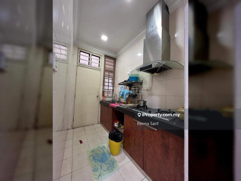 2-storey Terraced House for Sale in Superlink 2 Storey Greenlane Bukit Jelutong, Shah Alam by Reena Sarif - iProperty.com.my