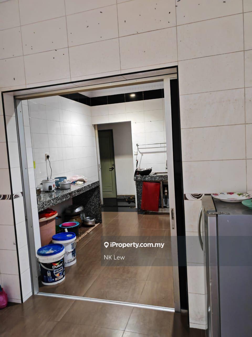 Rumah Berangkai 2 Tingkat untuk Dijual di Taman Bukit Serdang, Seri Kembangan oleh NK Lew - iProperty.com.my