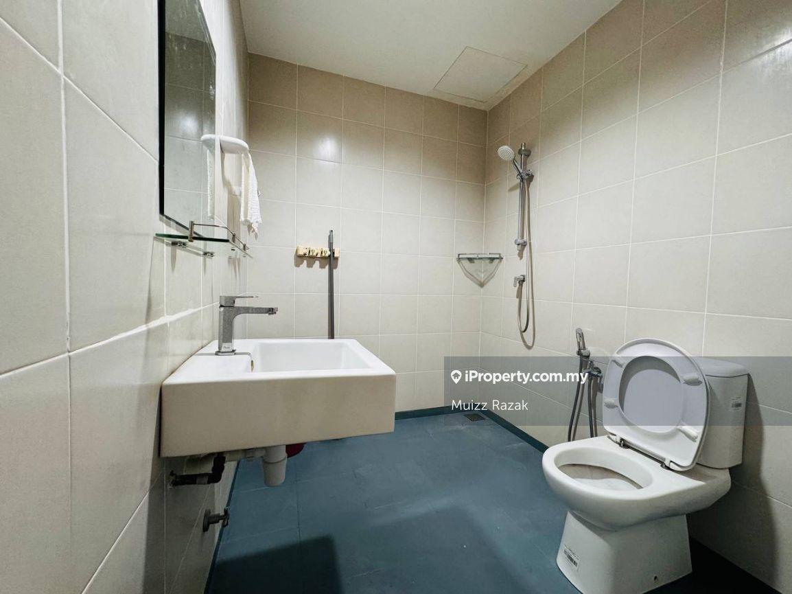 Residensi Servis untuk Dijual di Suria Jelutong oleh Muizz Razak - iProperty.com.my