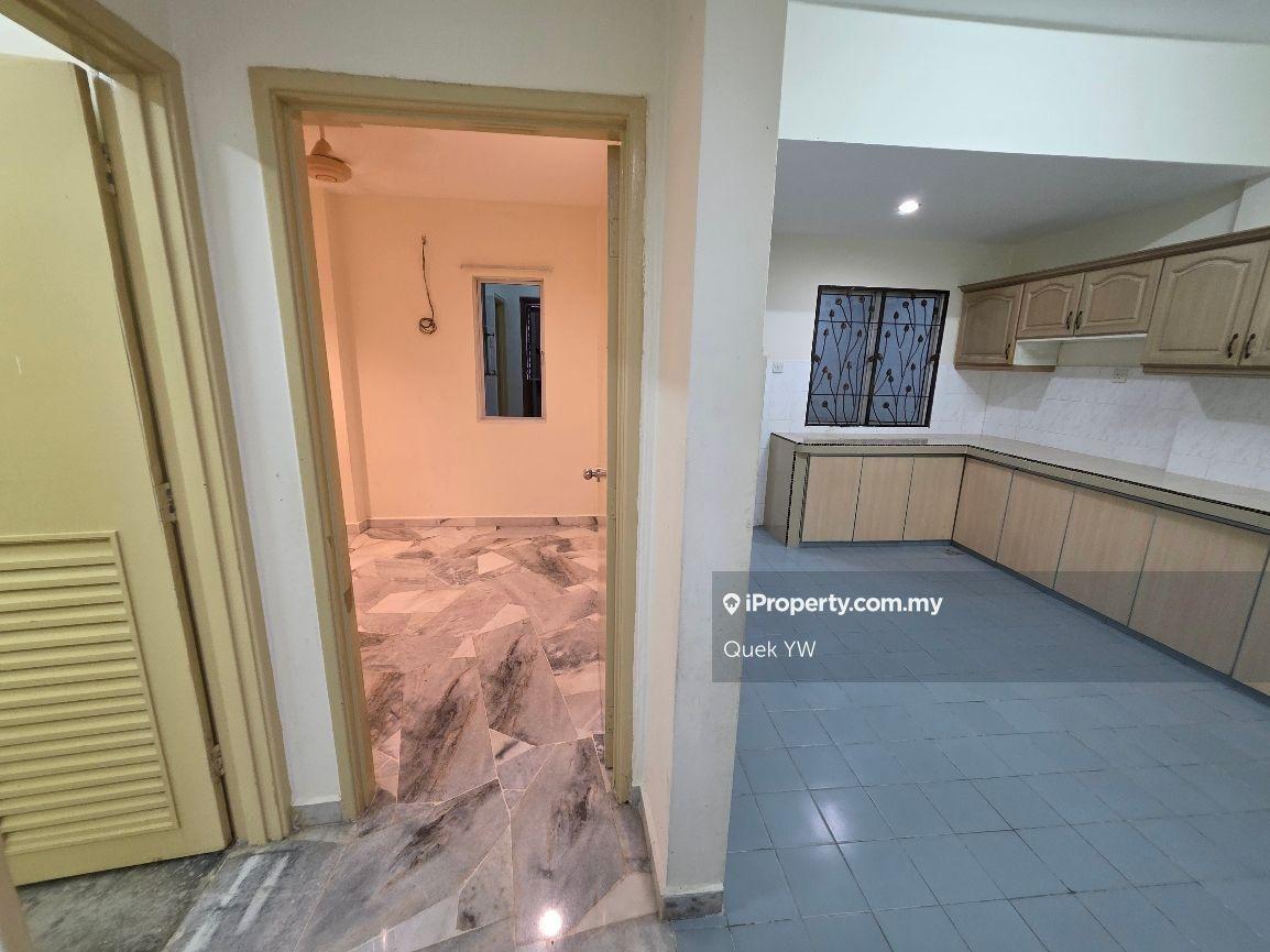 Rumah Teres untuk Dijual di Bandar Kinrara Seksyen 4, Bandar Kinrara oleh Quek YW - iProperty.com.my