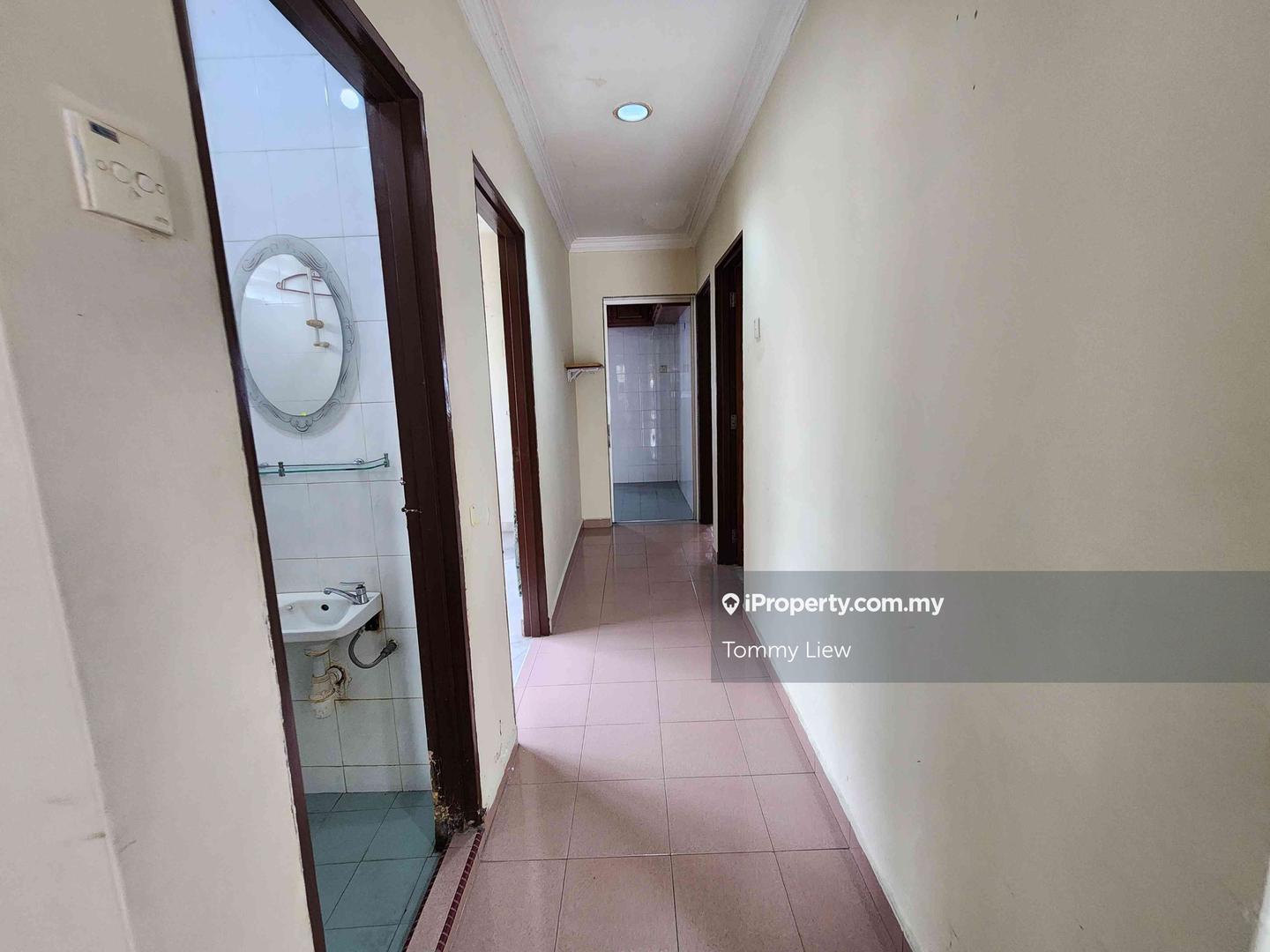Rumah Berangkai 1 Tingkat untuk Dijual di SD11, Bandar Sri Damansara oleh Tommy Liew - iProperty.com.my