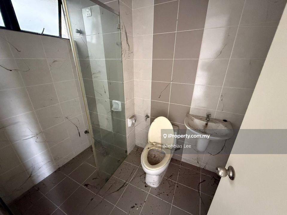 Condominium for Sale in Upper East @ Tiger Lane by Nicholas Lee - iProperty.com.my