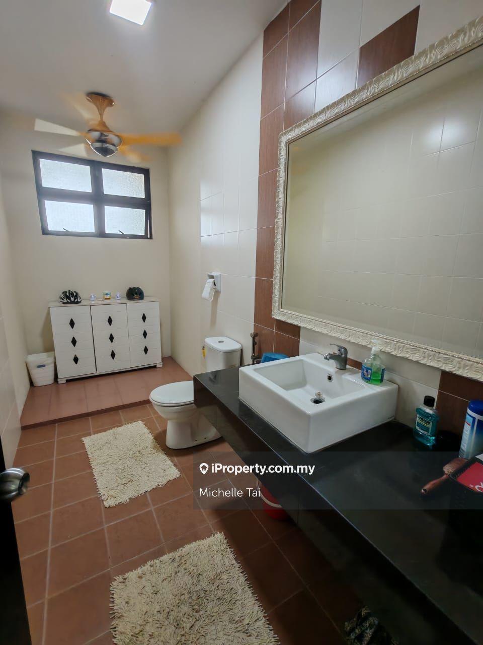Bungalow House for Sale in Seksyen U10, Shah Alam by Michelle Tai - iProperty.com.my