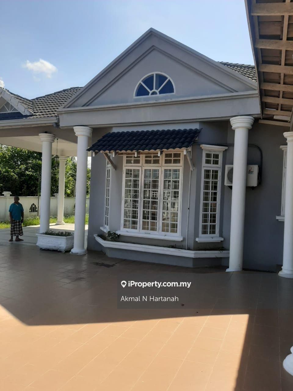 Banglo untuk Dijual di Villa Puteri Cempaka, Kota Bharu oleh Akmal N Hartanah - iProperty.com.my