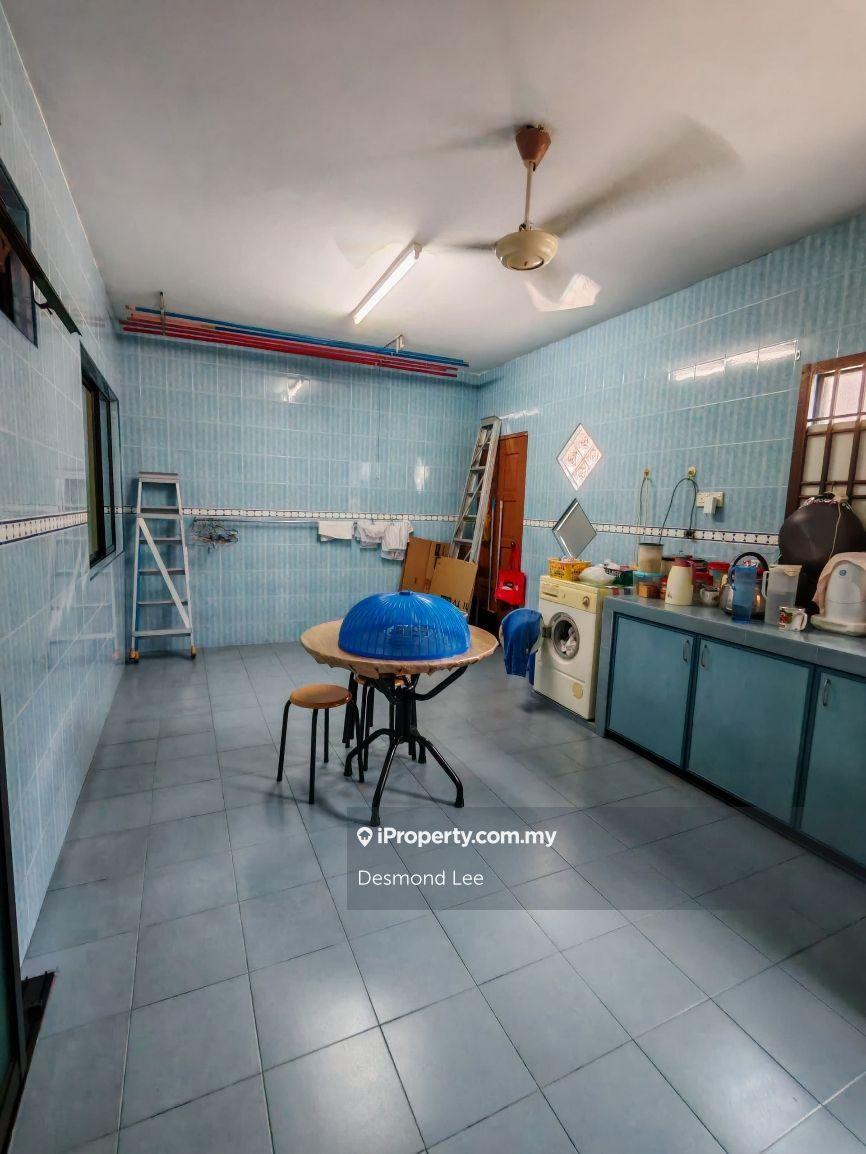 Rumah Berangkai 2 Tingkat untuk Dijual di Taman Desa Tebrau, Tebrau oleh Desmond Lee - iProperty.com.my