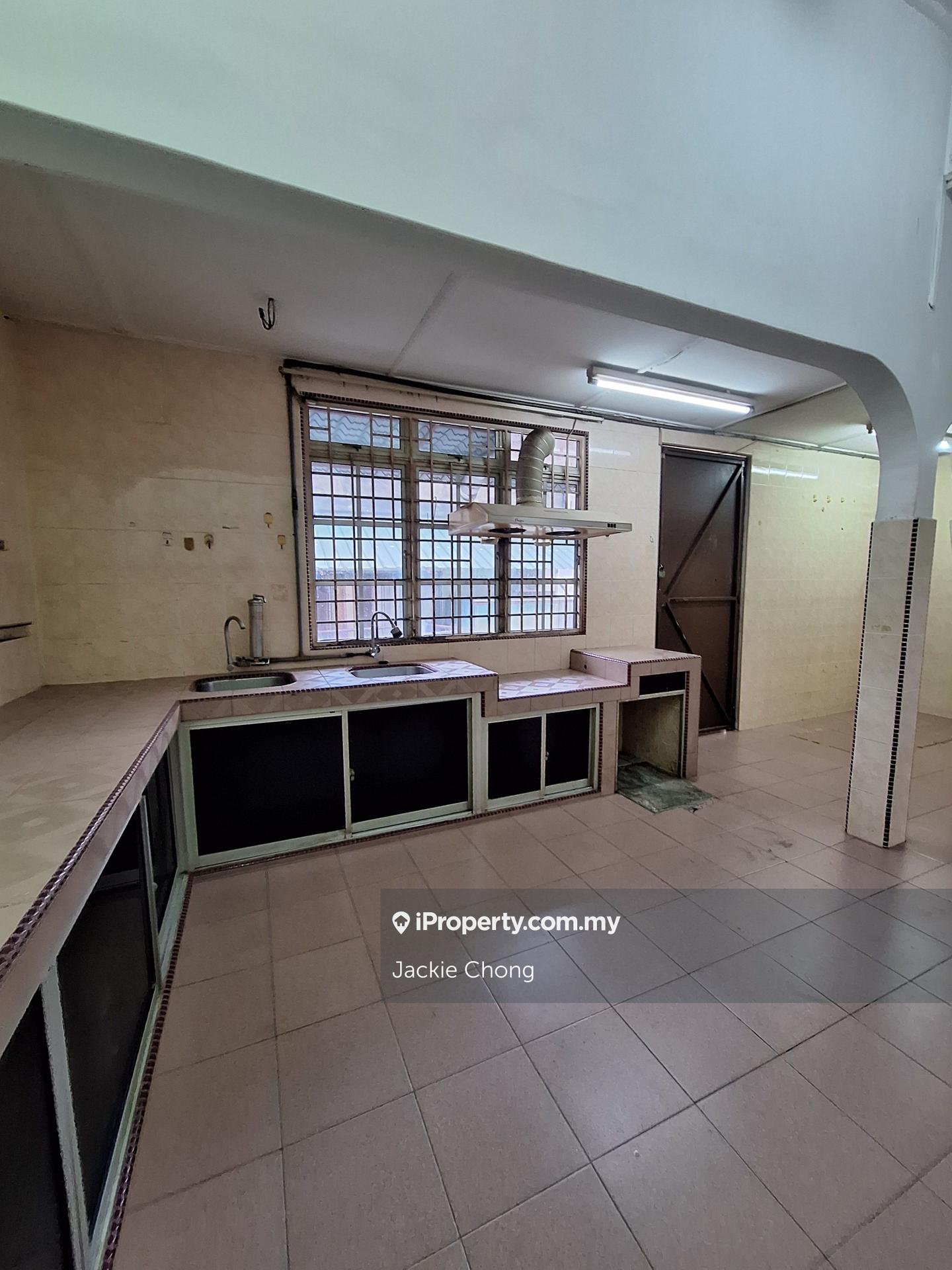 1-storey Terraced House for Sale in Happy Garden, Kuchai Lama by Jackie Chong - iProperty.com.my