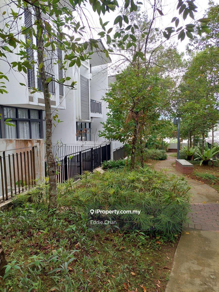 Rumah Berangkai 3 Tingkat untuk Dijual di 16 Quartz Courtyard Villa, Melawati oleh Eddie Chan - iProperty.com.my