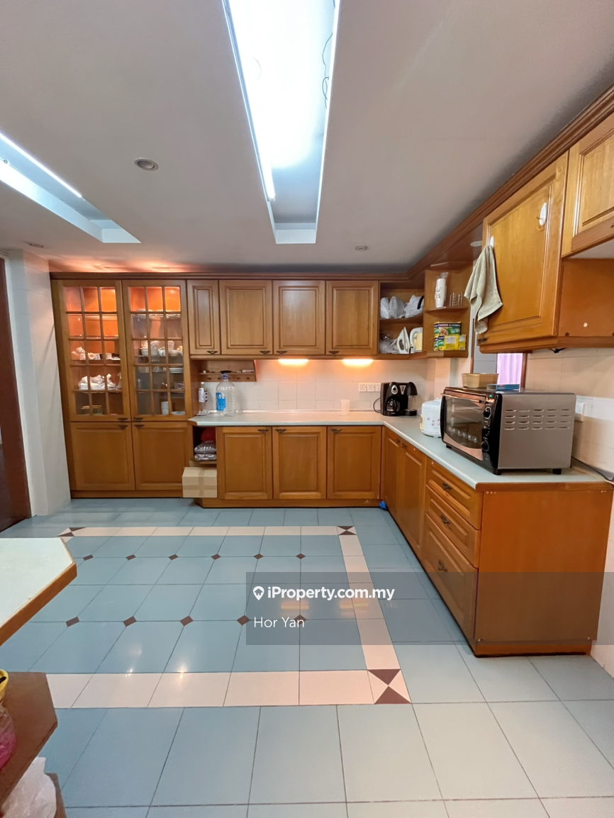 Condominium for Sale in Pantai Panorama Condominiums by Hor Yan - iProperty.com.my