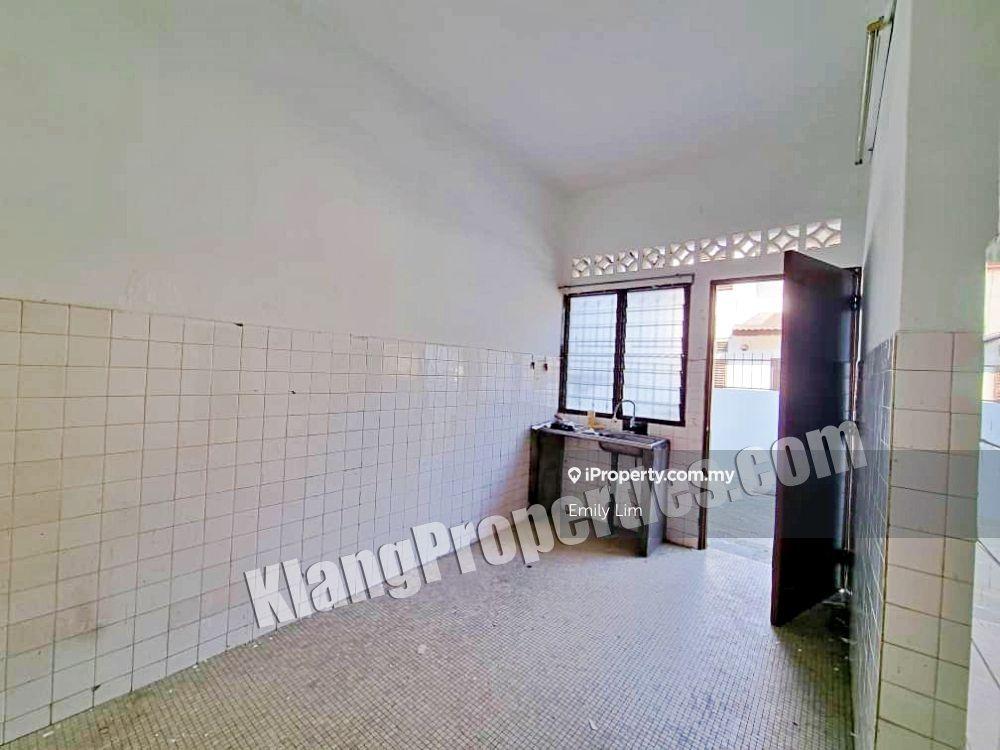 Rumah Berangkai 2 Tingkat untuk Dijual di Taman Palm Grove, Klang oleh Emily Lim - iProperty.com.my