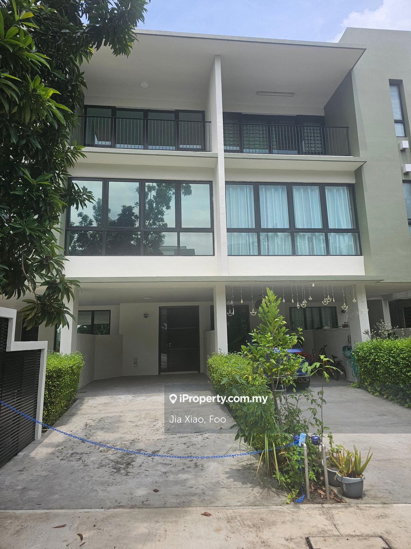 Rumah Bandar untuk Dijual di Cahaya Spk, Shah Alam oleh Jia Xiao, Foo - iProperty.com.my