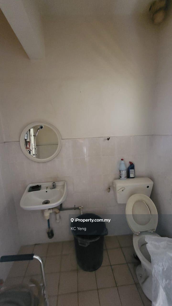 Rumah Berangkai 2 Tingkat untuk Dijual di Mahkota Cheras, Cheras oleh KC Yeng - iProperty.com.my