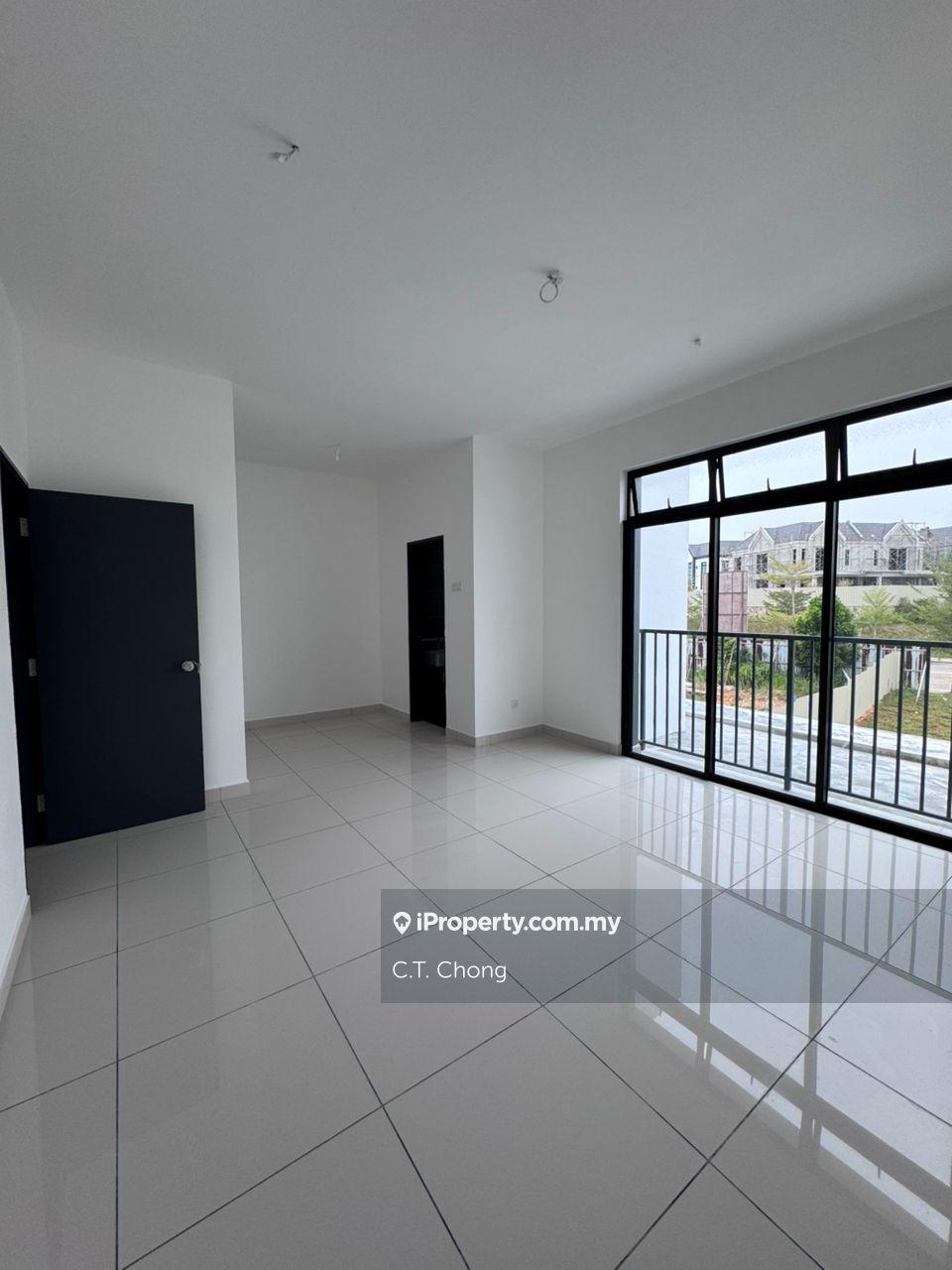 Rumah Berangkai 2 Tingkat untuk Dijual di Taman Dato Onn, Johor Bahru oleh C.T. Chong - iProperty.com.my