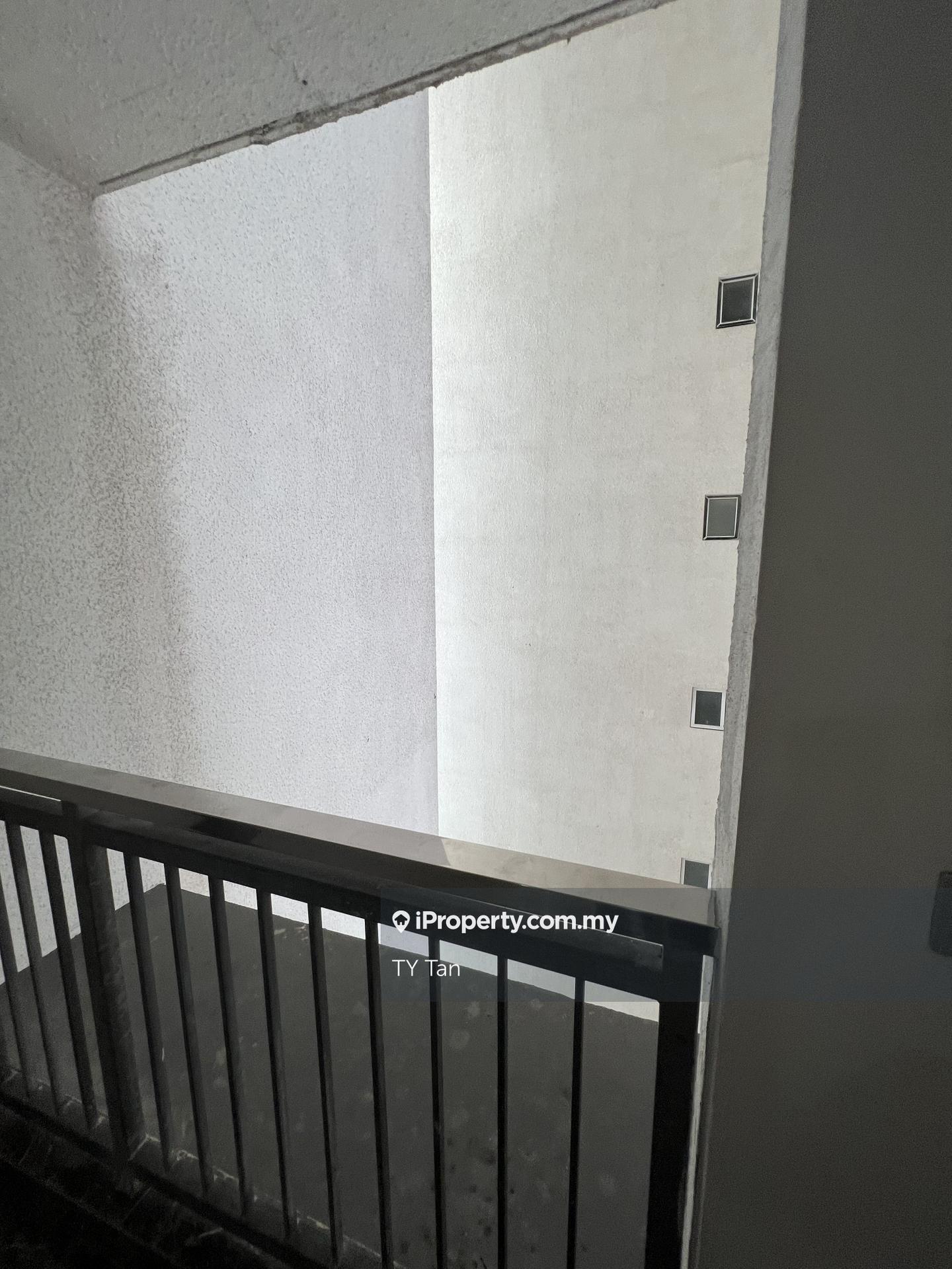 Residensi Servis untuk Dijual di Paragon Suites @ CIQ oleh TY Tan - iProperty.com.my