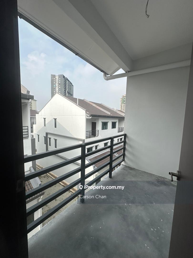 Rumah Berangkai 3 Tingkat untuk Dijual di Orkid Hill Cheras, Brand New 3Storey, guarded, Cheras oleh Carson Chan - iProperty.com.my