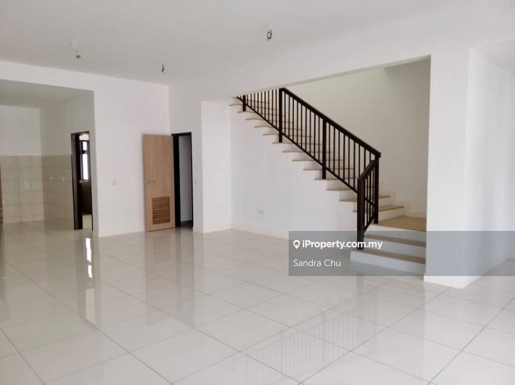 Rumah Berangkai 2 Tingkat untuk Dijual di U16, Elmina Gardens, Shah Alam oleh Sandra Chu - iProperty.com.my