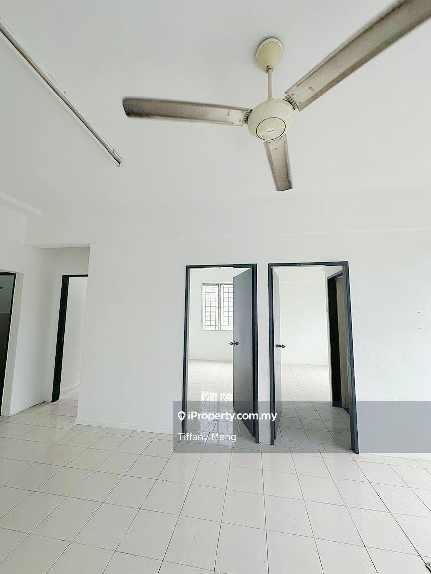 Pangsapuri untuk Dijual di Jelutong Apartment oleh Tiffany Meng - iProperty.com.my