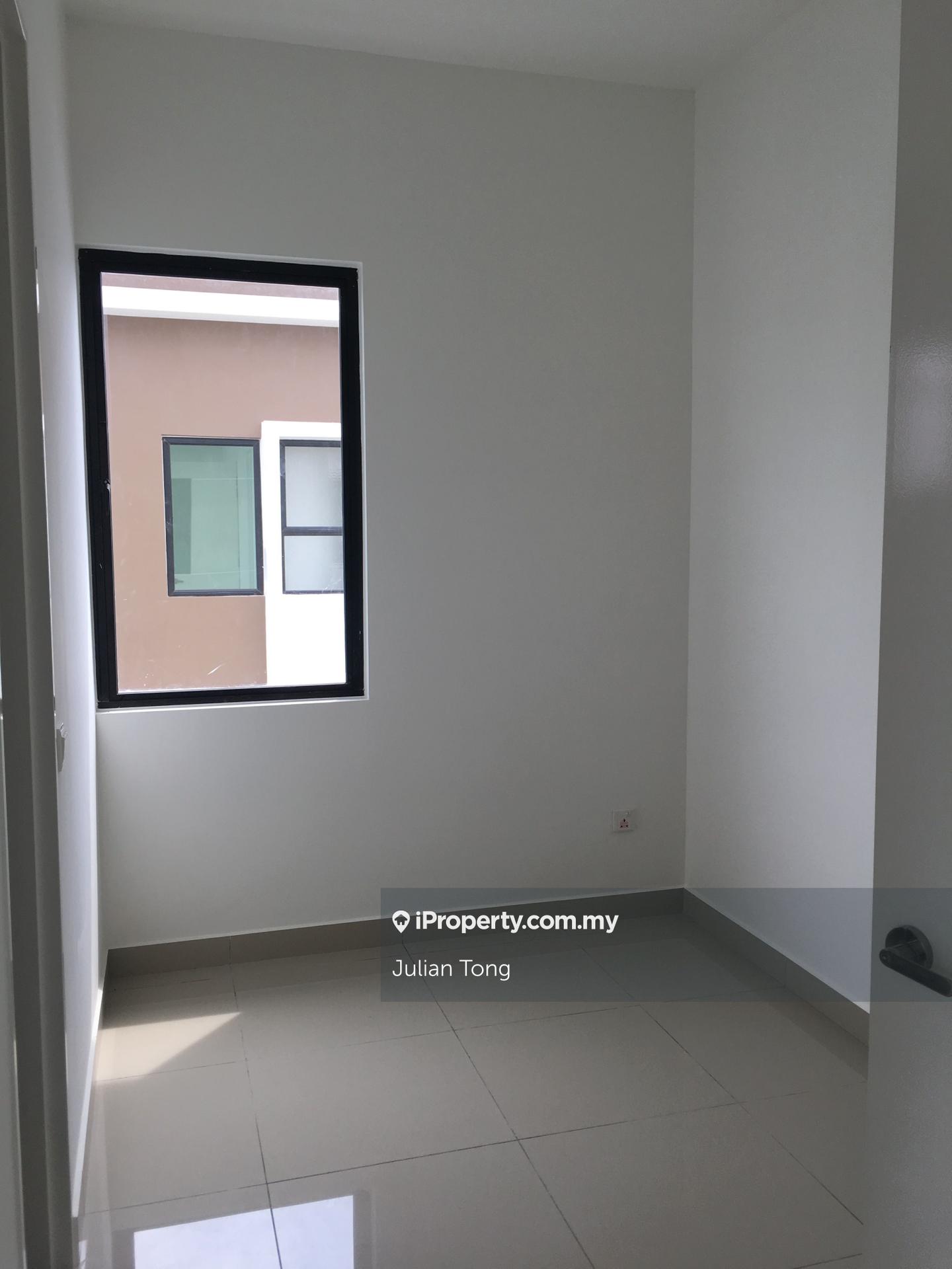 Semi-Detached House for Sale in Setia Utama, Setia Alam by Julian Tong - iProperty.com.my