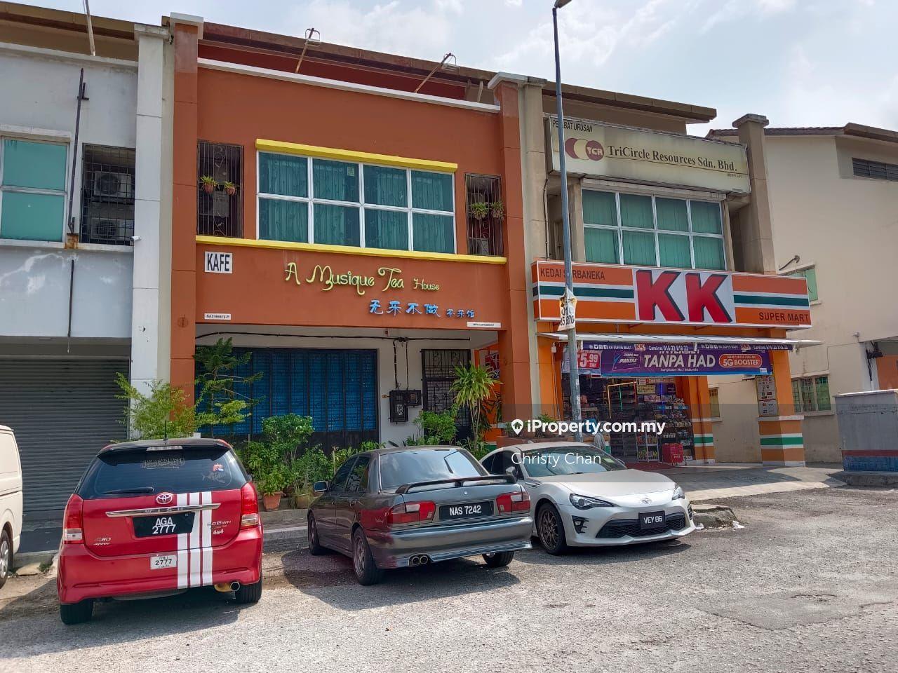 Kedai untuk Dijual di Bandar Putra Permai, Taman Equine, Seri Kembangan oleh Christy Chan - iProperty.com.my