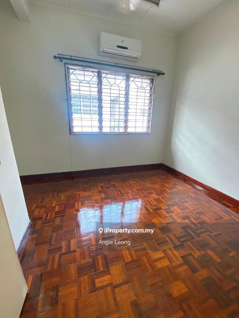 Rumah Berangkai 2 Tingkat untuk Disewa di Subang Jaya, Selangor oleh Angie Leong - iProperty.com.my