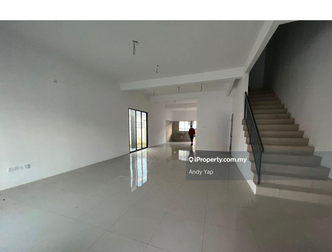 Rumah Berkembar untuk Dijual di Scientex , Rawang, Rawang oleh Andy Yap - iProperty.com.my
