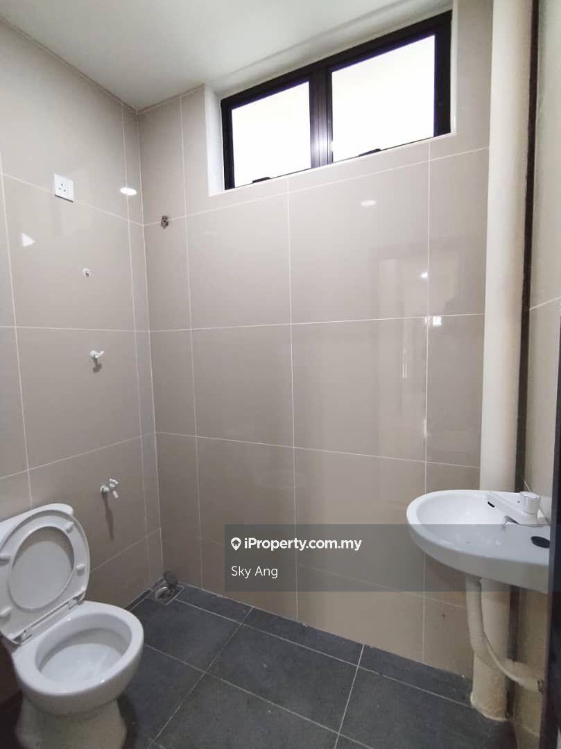 Rumah Bandar untuk Dijual di Bandar Putra, Kulai oleh Sky Ang - iProperty.com.my