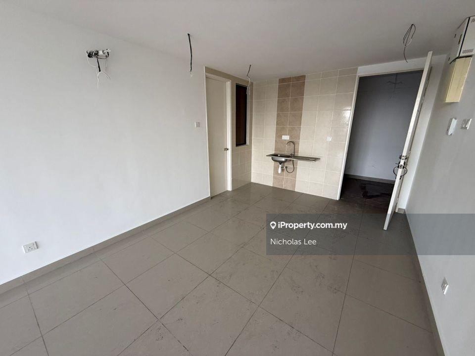 Condominium for Sale in Upper East @ Tiger Lane by Nicholas Lee - iProperty.com.my