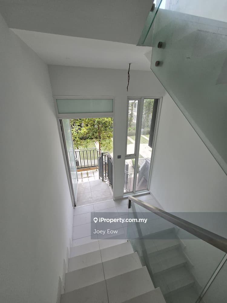 Condominium for Sale in Seri Puteri Hills Town Villa & Condominium by Joey Eow - iProperty.com.my