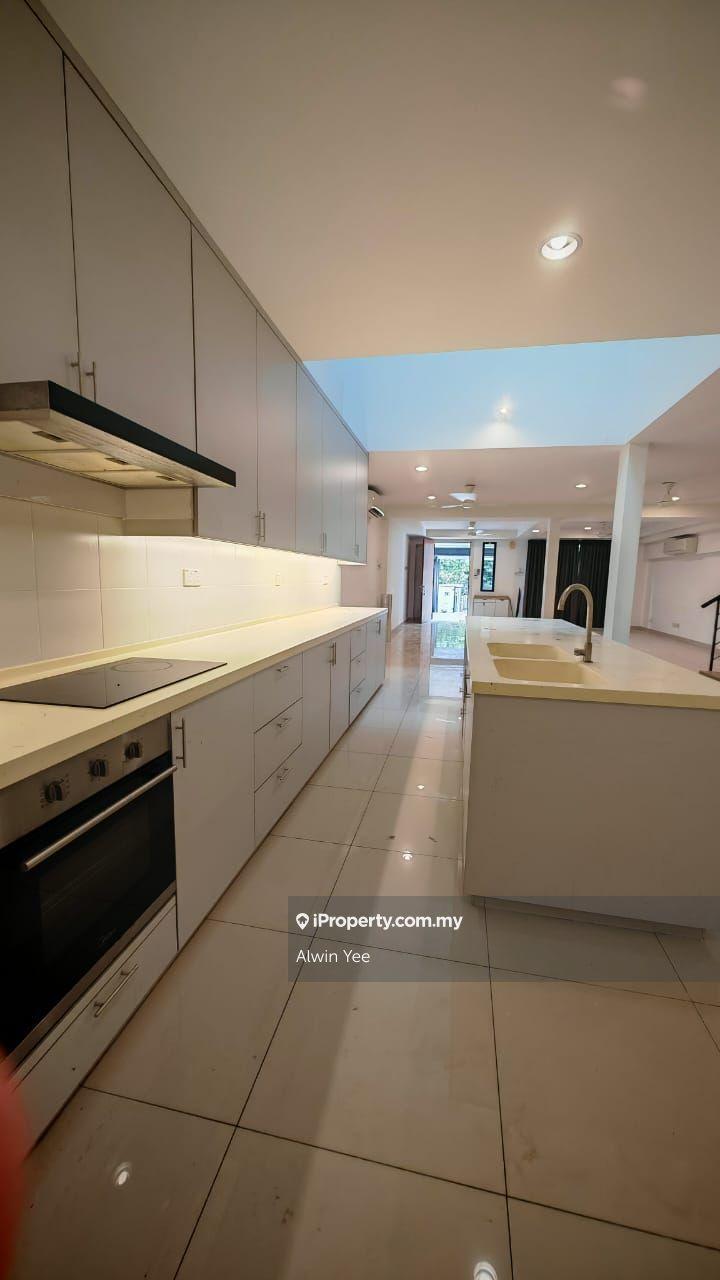 Rumah Berangkai 2 Tingkat untuk Disewa di Bukit Damansara, Damansara Heights oleh Alwin Yee - iProperty.com.my