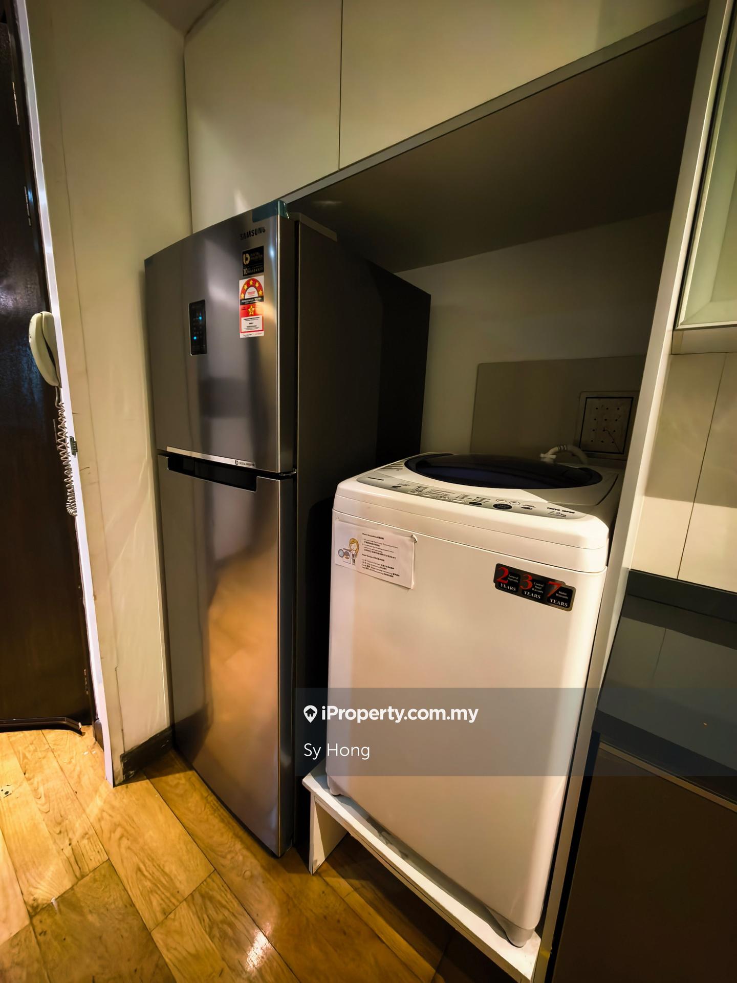 Service Residence for Rent in Regalia Residence by Sy Hong - iProperty.com.my